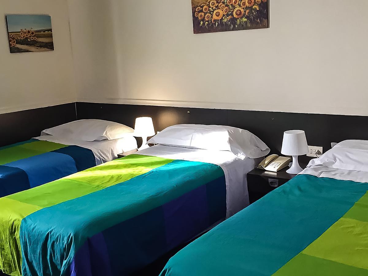 Hotel 7 Mari Bari Dış mekan fotoğraf